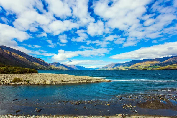 Lago Mais Bonito Wanaka Nova Zelândia Com Margens Seixos Lago — Fotografia de Stock