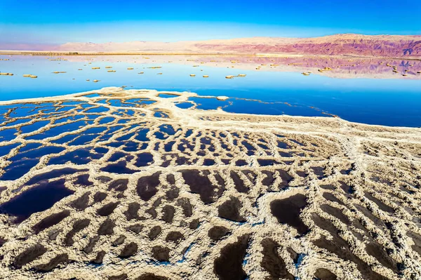 Picturesque Dead Sea Covered Patterns Salt Israel Blue Water Surrounded — Photo