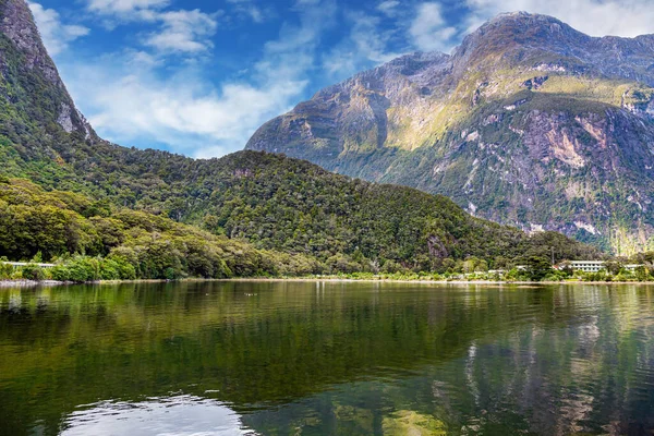 Fjord Milford Sound Mountains Narrow Winding Water Bay Create Beautiful — Stock Photo, Image