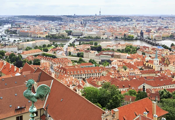 Centro histórico de Praga (Vista desde la torre de San Vito — Foto de Stock