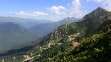 krasnaya polyana (teleferik görünümünden beyaz dağların Panoraması).