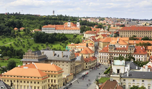 Palace Square of Prague Castlethe (view from tower of Saint Vit — Stock Photo, Image