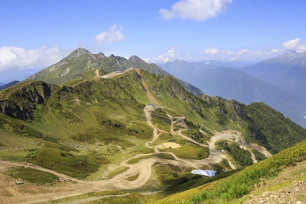 Terza cima Aigbi nelle montagne del Caucaso. Krasnaya Polyana . — Foto Stock