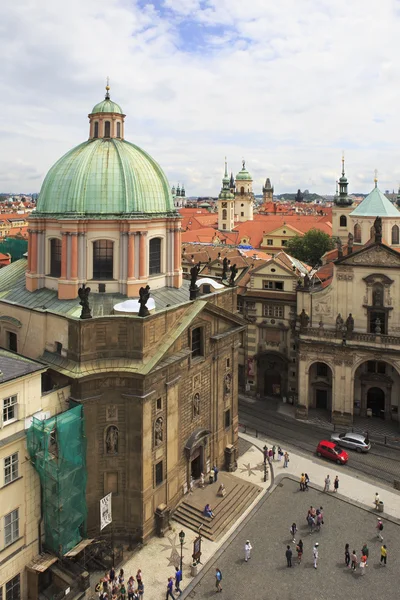 Kostel svatého Františka z assisi v Praze. — Stock fotografie