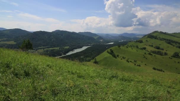 Bela montanha Altai de Mount Bloody Finger. Rússia . — Vídeo de Stock