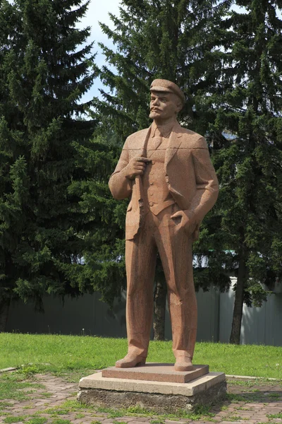 Monumento a Lenin nella località Belokuriha. Altai. Russia . — Foto Stock