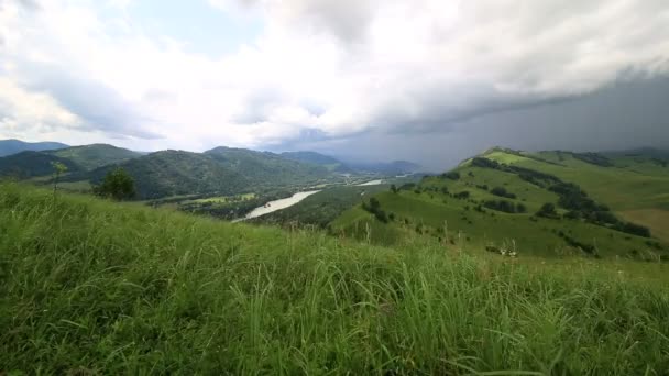 Bella montagna Altai dal Monte Dito insanguinato . — Video Stock