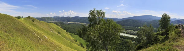 Magnifique panorama estival depuis le sommet de la montagne Devil's F — Photo