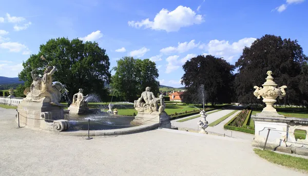 Jardim do Castelo em Cesky Krumlov . — Fotografia de Stock
