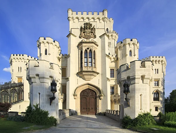 Belo castelo de Hluboka na República Checa . — Fotografia de Stock