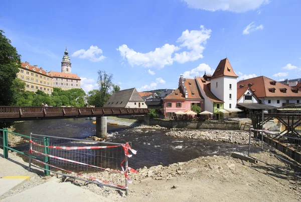 Vacker sommar landskap av det historiska centrerar av cesky kru — Stockfoto