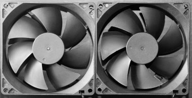 sayfalarında delik açılır metal