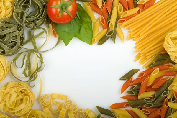Overhead italiensk pasta bakgrund — Stockfoto