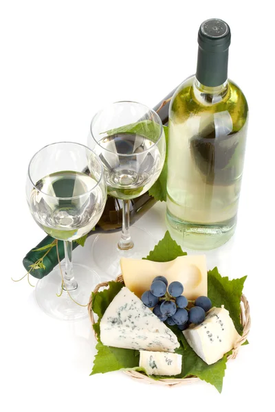 Vino bianco, formaggio e uva — Foto Stock