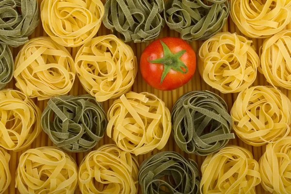 Italian colors pasta with tomato — Stock Photo, Image