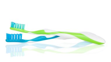 iki renkli diş fırçaları