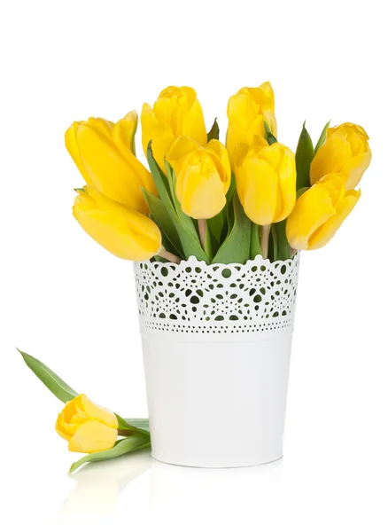 Gelbe Tulpen in einer Vase — Stockfoto
