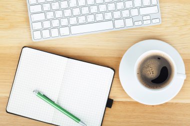 Ofis, banka donatımı, alet ve kahve fincanı