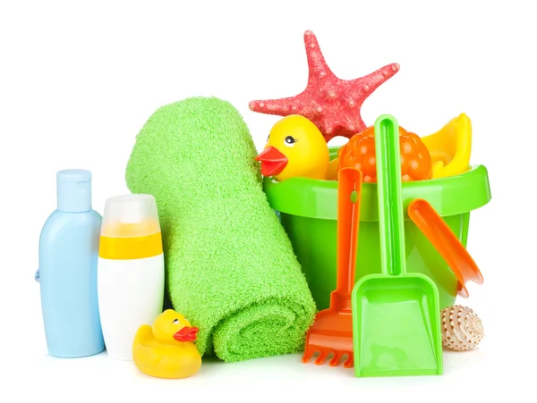 Beach baby toys, towels and bottles — Stock Photo, Image