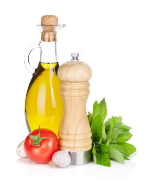 taze otlar, domates, zeytin yağı ve biber Çalkalayıcı