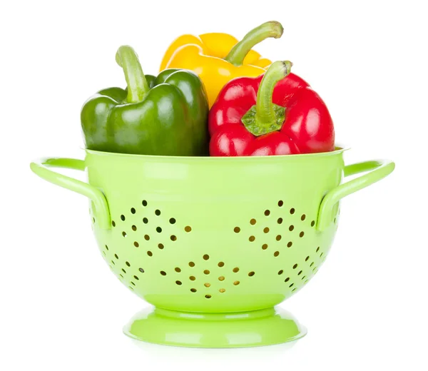 Fresh ripe bell peppers in colander — Φωτογραφία Αρχείου