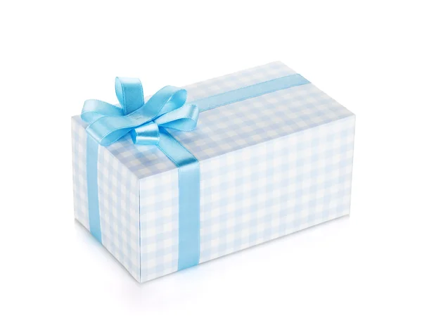 蓝色礼品盒，有彩带和蝴蝶结 — 图库照片