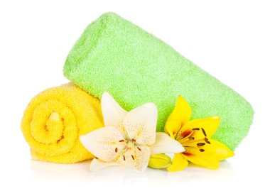 renkli lily çiçekler ile Spa ayarı