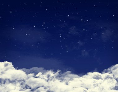 bulutlar ve gece mavi gökyüzünde yıldızlar