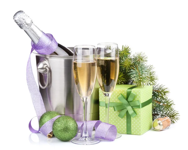 Christmas champagne and gift box — Stock Photo, Image