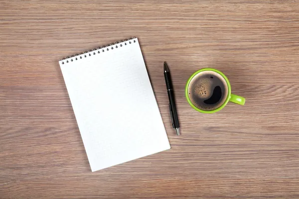 Blank notepad and coffee cup — Stock Photo, Image