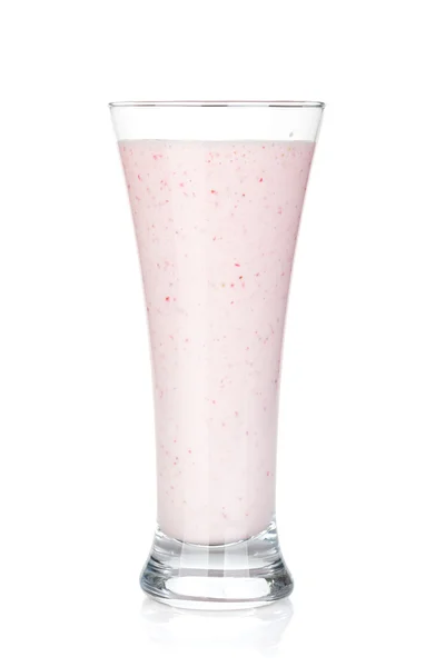 草莓牛奶冰沙鸡尾酒 — 图库照片