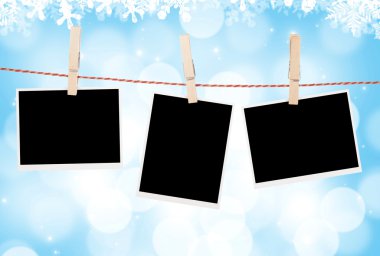 Clothesline üzerinde asılı boş fotoğraf