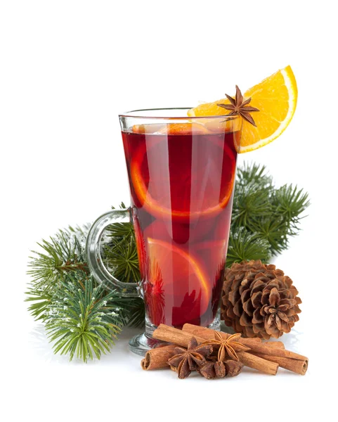 Christmas mulled wine with fir tree — Stock Photo, Image