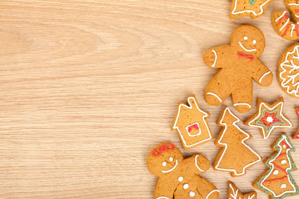 Ev yapımı çeşitli Noel zencefilli kurabiye — Stok fotoğraf