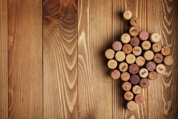 Corchos de vino en forma de uva —  Fotos de Stock