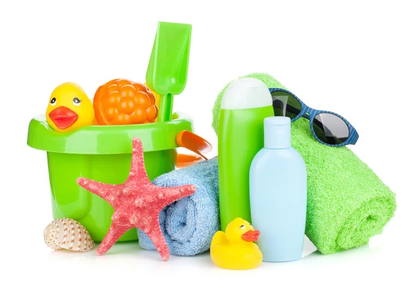 Beach baby toys, towels and bottles — Stock Photo, Image