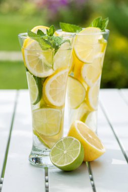 ev yapımı limonata