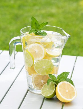 ev yapımı limonata