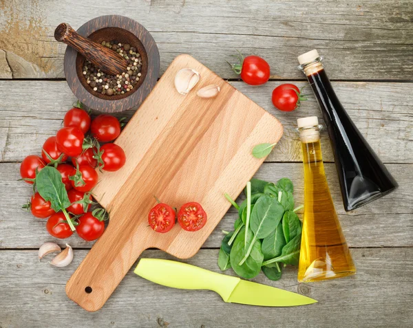 Verse ingrediënten voor het koken — Stockfoto