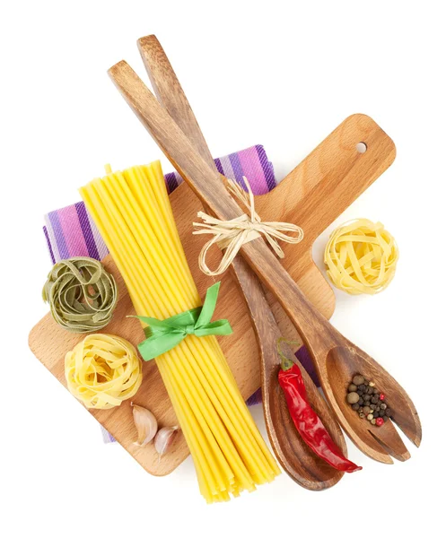 Pasta och kryddor — Stockfoto