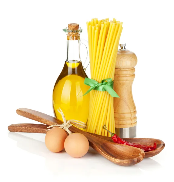 Těstoviny a ingredience — Stock fotografie