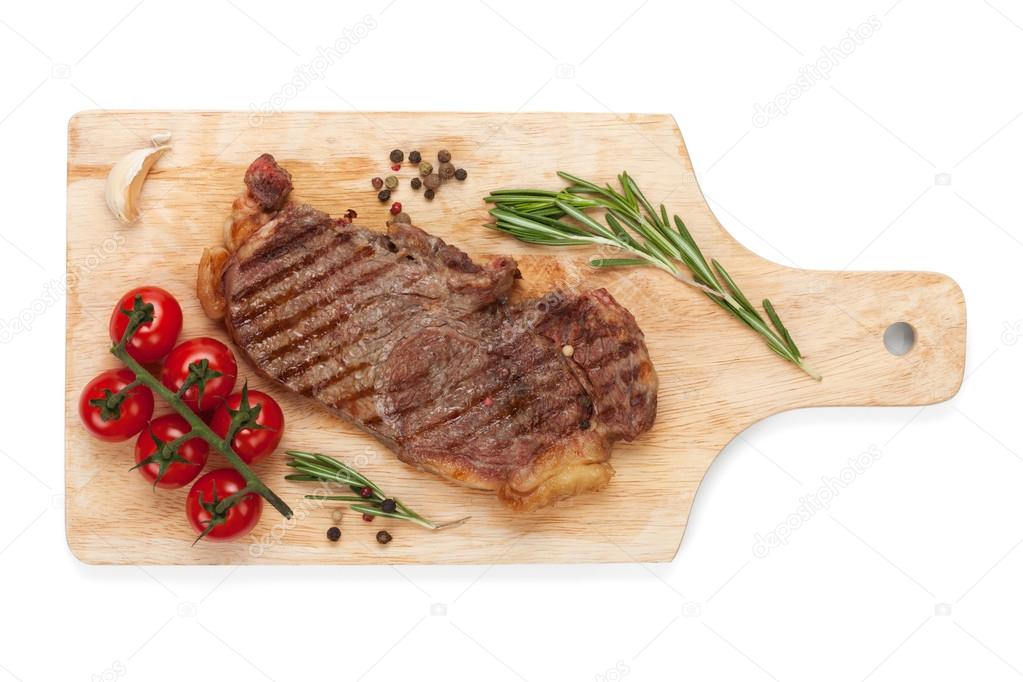Sirloin steak with rosemary and cherry tomatoes