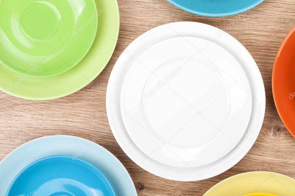 Colorful plates and saucers