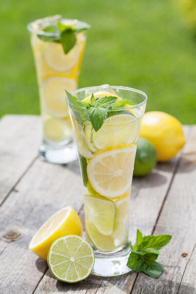 Homemade lemonade