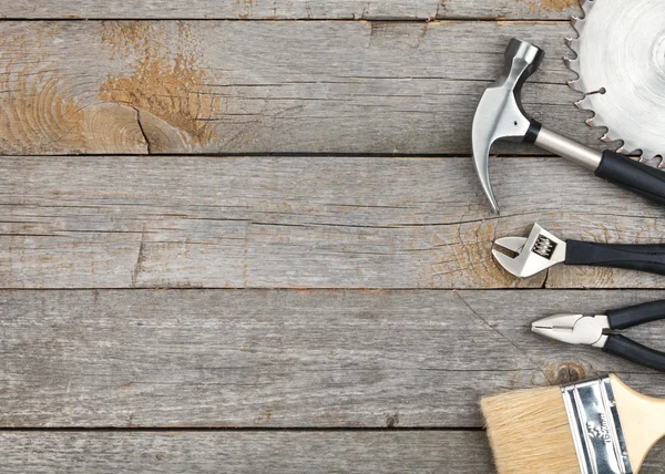 Conjunto de herramientas sobre fondo de madera — Foto de Stock