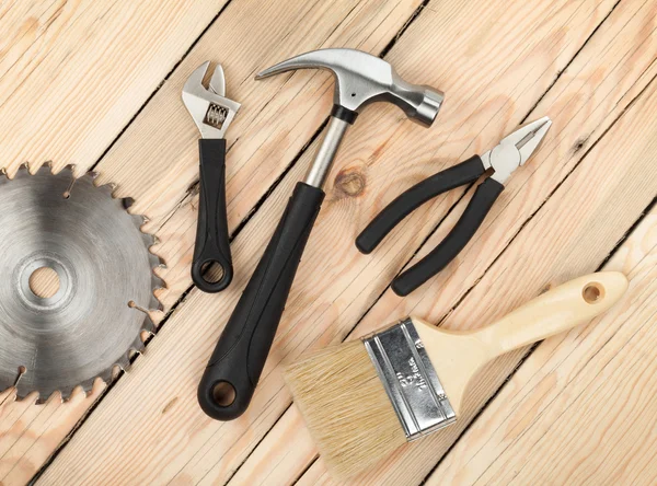 Conjunto de herramientas sobre fondo de madera —  Fotos de Stock