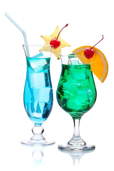 Zwei tropische Cocktails — Stockfoto