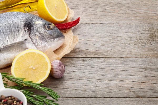 Fresh dorado fish — Stock Photo, Image