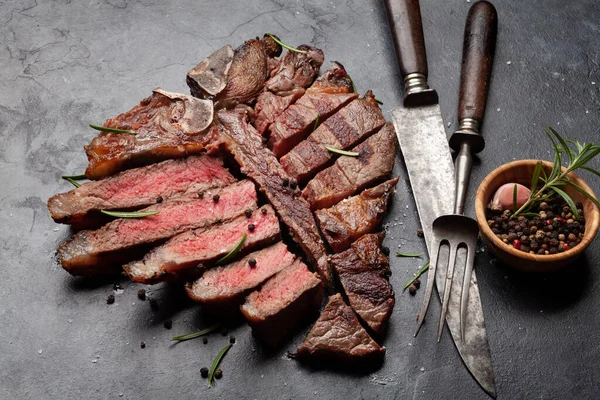 Grilovaný Vepřový Steak Krájená Bone Bylinkami Kořením — Stock fotografie