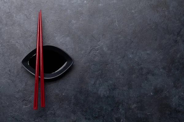 Mesa Piedra Palillos Para Sushi Maki Fondo Menú Comida Japonesa —  Fotos de Stock